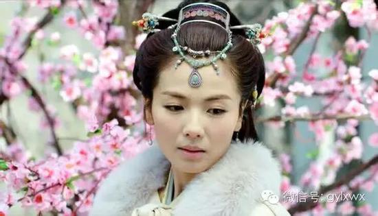 明星旅行糗事一籮筐 總有一個(gè)萌到你！