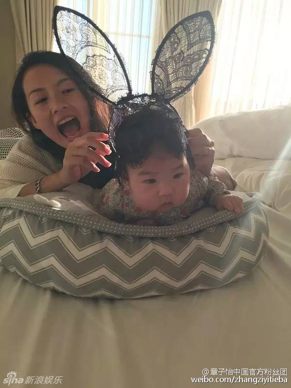 章子怡汪峰女兒成長照曝光 章子怡汪峰女兒成長照曝光