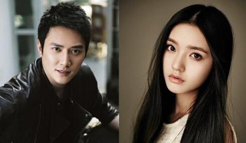 馮紹峰林允同看演唱會(huì) 馮紹峰林允同看演唱會(huì)