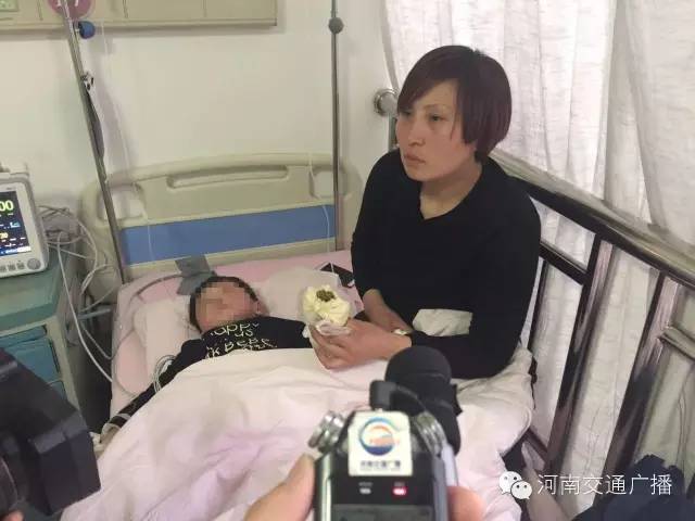 小浩天的母親通過河南交通廣播向所有幫助他們的人表達(dá)了感謝！