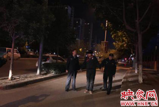 指認(rèn)犯罪現(xiàn)場(chǎng)。