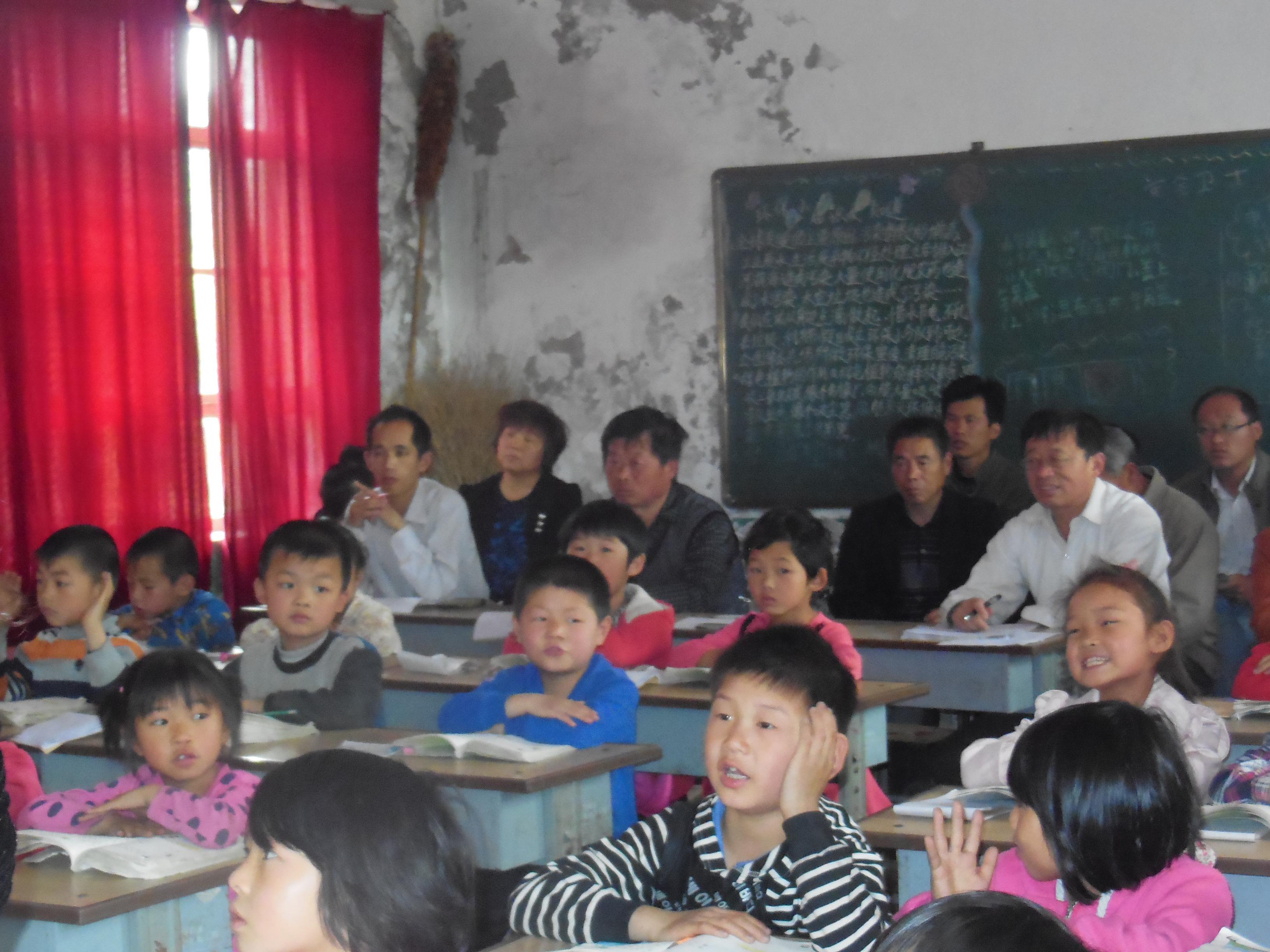 課堂現(xiàn)場(chǎng) 課堂現(xiàn)場(chǎng)