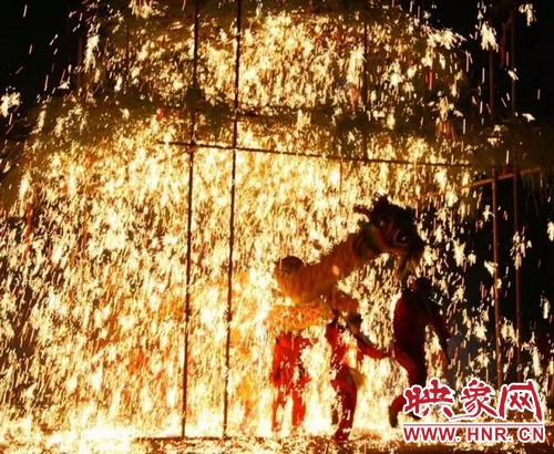 確山鐵花將登上萬眾矚目的春晚舞臺！