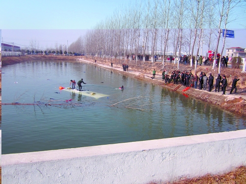 河南一客車(chē)發(fā)生交通事故 致11人不幸喪生 河南一客車(chē)發(fā)生交通事故 致11人不幸喪生