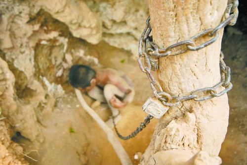 何時(shí)“解鎖”，仍需我們靜下心來(lái)共同反思。