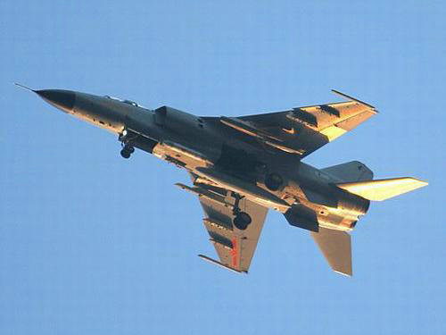 資料圖：進行訓練中國空軍飛豹戰(zhàn)機。