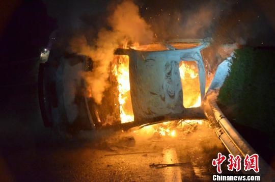 圖為事故現(xiàn)場(chǎng)。嚴(yán)光濤 攝