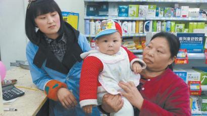 一歲半寶寶患罕見病：不會(huì)說話走路 動(dòng)輒就昏迷