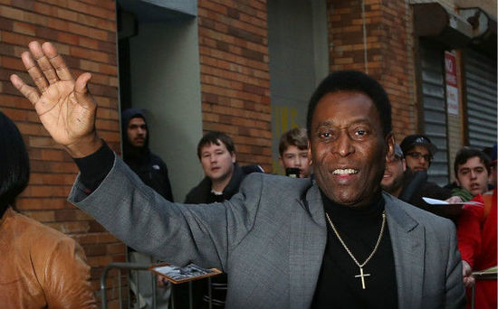 11月以來，球王貝利二度入院治療引發(fā)關(guān)注，這位巴西足球巨星還被傳出病情加重的消息。 CFP