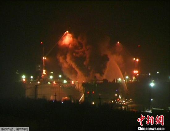資料圖：2011年12月29日晚間，俄羅斯摩爾曼斯克州一艘名為“葉卡捷琳堡”號(hào)的核潛艇起火。