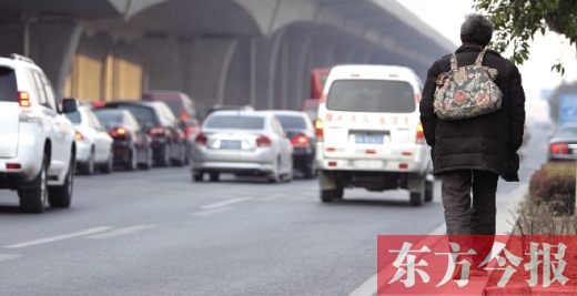 廣電全媒體“問暖”農(nóng)民工 廣電全媒體“問暖”農(nóng)民工