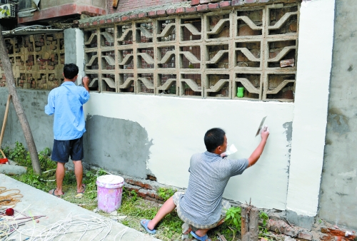 　老舊小區(qū)改造完畢后，“年輕”了、“身價(jià)”也漲了。
