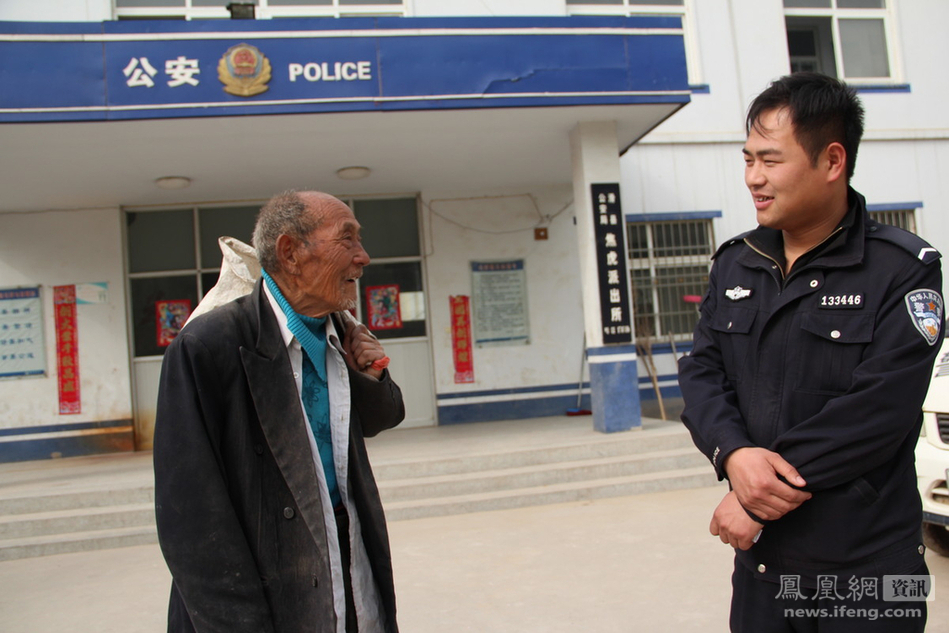 九旬老翁盜竊10萬(wàn)元受審 九旬老翁盜竊10萬(wàn)元受審