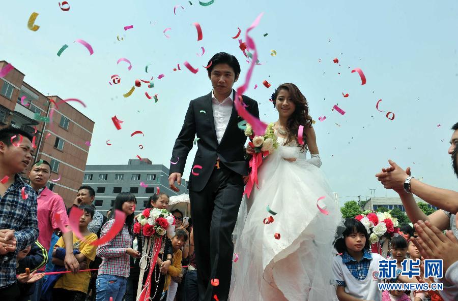 直擊震區(qū)：生活，依然在繼續(xù)