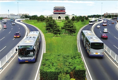 中軸路上的快速公交。