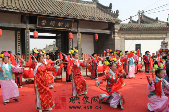 《鼓樂(lè)迎賓》 《鼓樂(lè)迎賓》