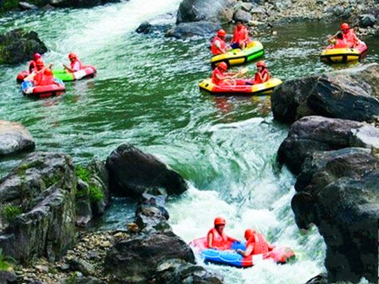 太行九蓮山漂流正式啟動(dòng) 太行九蓮山漂流正式啟動(dòng)