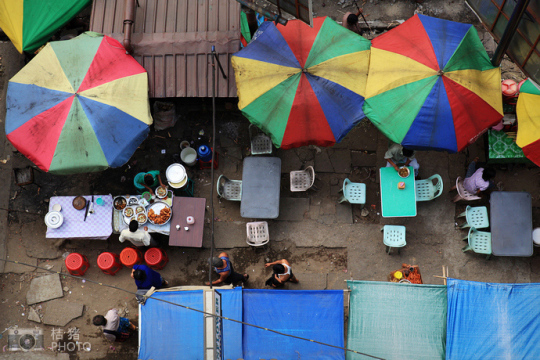 緬甸，繽紛的街邊平民小吃