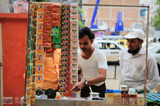 緬甸，繽紛的街邊平民小吃