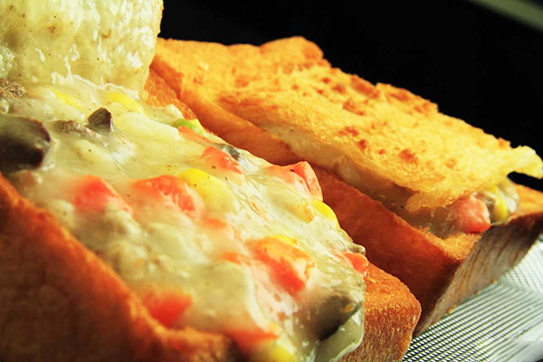 廟不離市、市不離廟的臺灣小吃