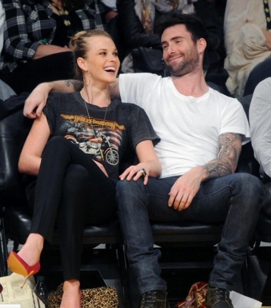 誰(shuí)能有幸約會(huì)天使？維秘超模們的男星后宮團(tuán)