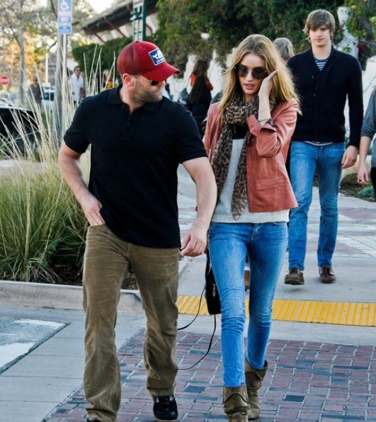 誰(shuí)能有幸約會(huì)天使？維秘超模們的男星后宮團(tuán)