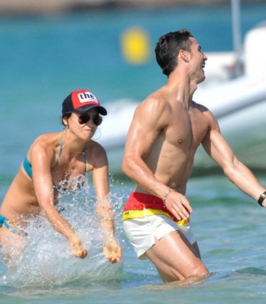 誰(shuí)能有幸約會(huì)天使？維秘超模們的男星后宮團(tuán)