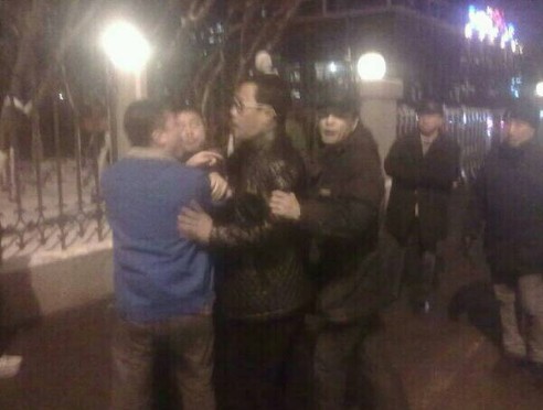 轉(zhuǎn)發(fā)到微博網(wǎng)曝趙本山徒弟駕無牌路虎追尾打人。