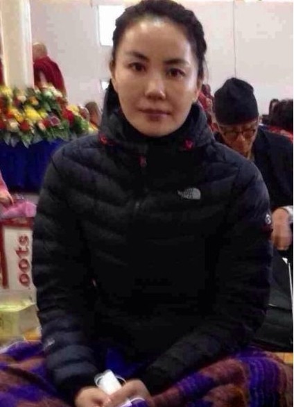 網(wǎng)友曝王菲現(xiàn)身泰國(guó)參加禪修班。