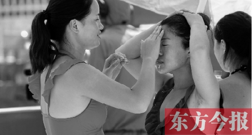 官方公布“火爐”城市鄭州居十二 市民表示“不忿” 官方公布“火爐”城市鄭州居十二 市民表示“不忿”