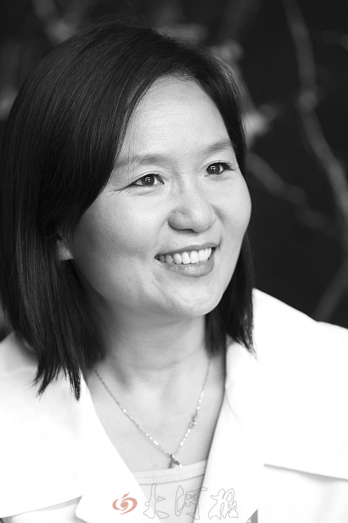 　　王碧玲：“中原地區(qū)的市場增長太迅速了，我們現(xiàn)有的鄭州物流中心已經感覺力不從心……”