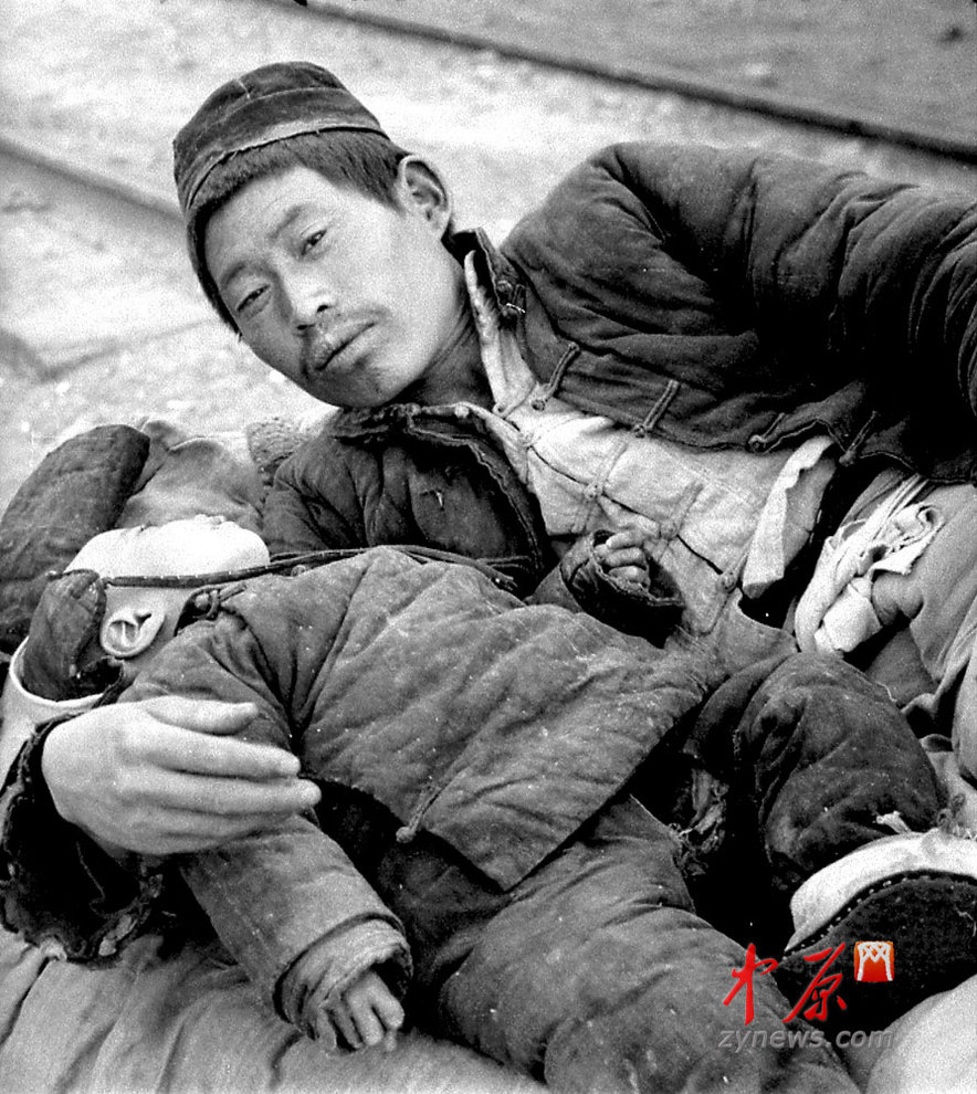 饑荒受災者，父與子