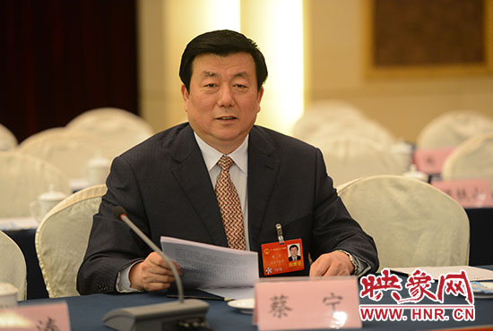 全國人大代表、河南省人民檢察院檢察長蔡寧