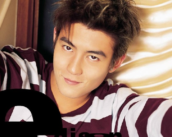 曝陳冠希要當(dāng)爸爸了？ 女友已懷孕幾個月