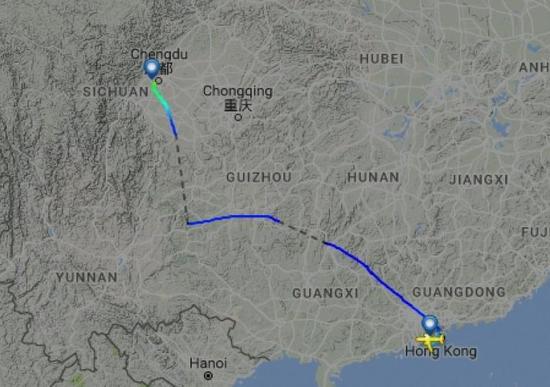  圖片來自航空網(wǎng)站flightradar24，圖顯示飛機(jī)安全降落成都