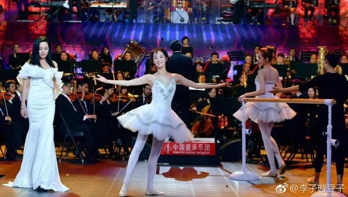 《創(chuàng)造101》主題曲公布，這個被吐槽油膩的c位是什么來頭？