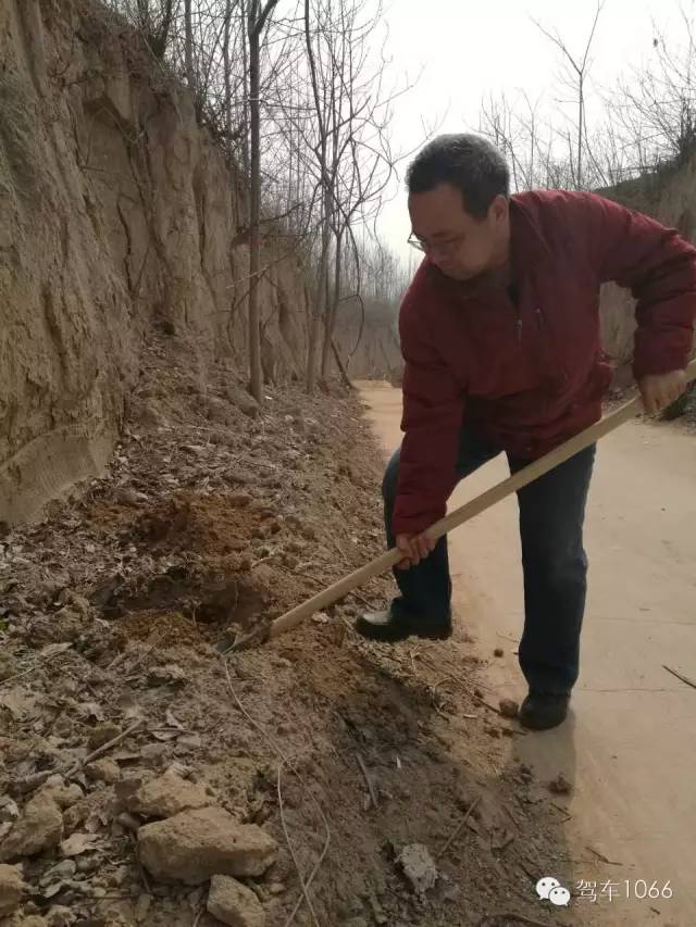 這大叔干起活也是很6呀！