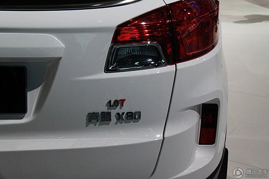 一汽奔騰X80 一汽奔騰X80