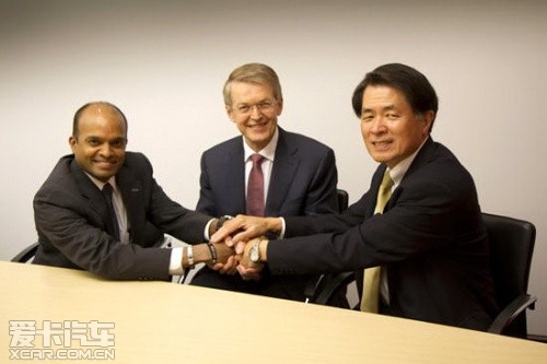 福特副總裁拉茲·奈爾、戴姆勒董事托馬斯·韋伯、日產(chǎn)副總裁山下光彥