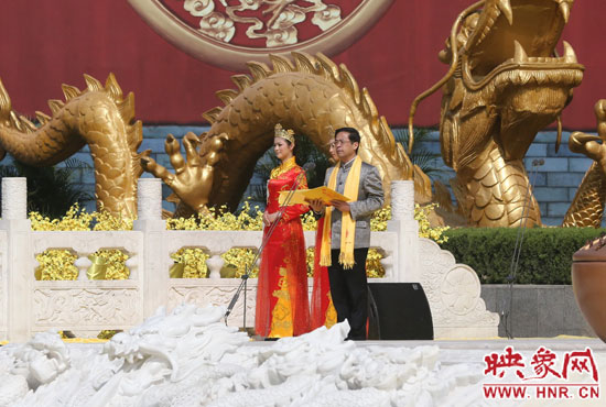 省委副書記、省政協(xié)主席葉冬松致歡迎詞。映象網(wǎng)記者 邵恰 攝