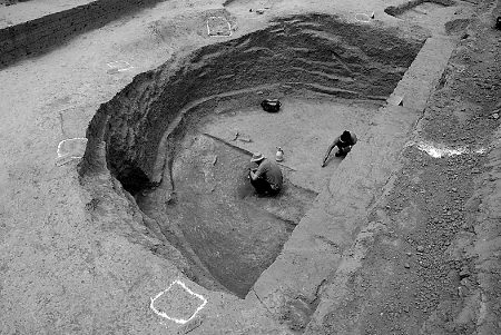 浚縣黎陽倉考古發(fā)掘現場。 張志嵩　攝