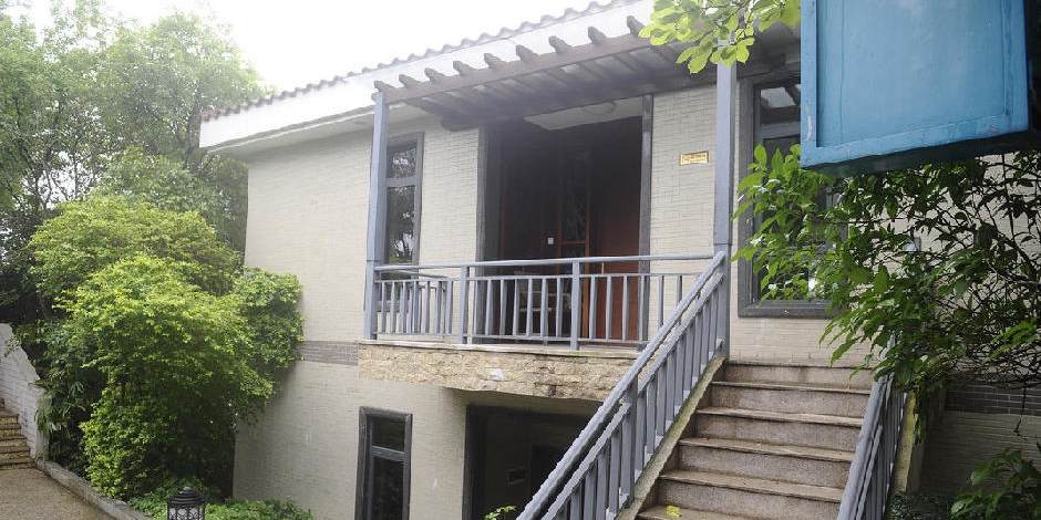 廣州貪官會(huì)所變身米粉店 年租金100萬(wàn) 廣州貪官會(huì)所變身米粉店 年租金100萬(wàn)