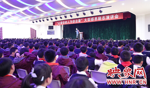 講座現(xiàn)場(chǎng) 講座現(xiàn)場(chǎng)