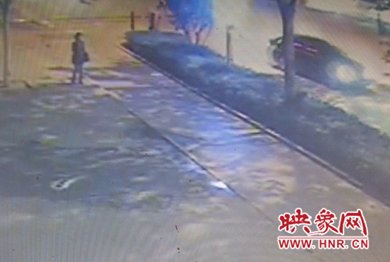 監(jiān)控視頻里的肇事車(chē)輛 監(jiān)控視頻里的肇事車(chē)輛