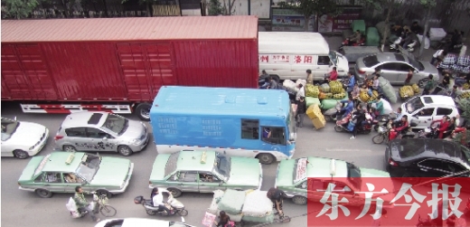 鄭州解堵"藥方":內(nèi)外雙環(huán)疏散 鄭州解堵"藥方":內(nèi)外雙環(huán)疏散