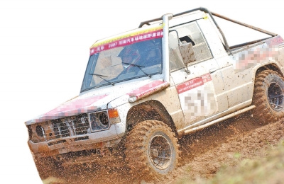 皮卡因既有轎車的舒適性，又有貨車的載貨能力，同時(shí)也具備較強(qiáng)的越野性能，深受廣大車友喜愛(ài)。