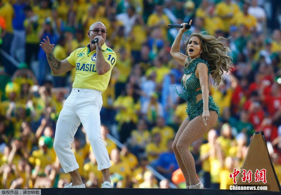 北京時(shí)間6月13日凌晨2時(shí)，巴西世界杯正式拉開帷幕。