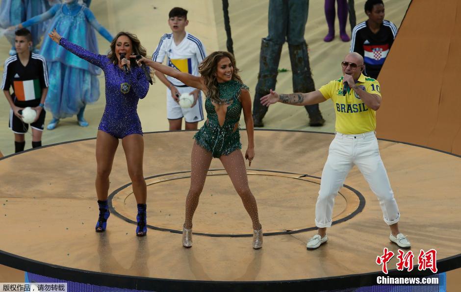 北京時(shí)間6月13日凌晨2時(shí)，巴西世界杯正式拉開帷幕。