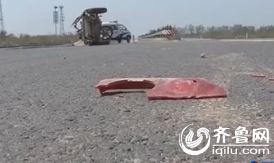 2兄弟橫穿馬路 時隔半年在同一路口被撞身亡(圖) 2兄弟橫穿馬路 時隔半年在同一路口被撞身亡(圖)