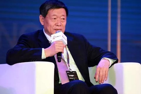 在2015(第八屆)金麒麟論壇上，山東魏橋創(chuàng)業(yè)集團(tuán)董事長(zhǎng)張士平表示，要想企業(yè)搞得好，必須讓員工過(guò)得好，我們企業(yè)負(fù)責(zé)為員工蓋房子，保證每個(gè)員工有一套房子，從90平方到160平方不等，這就解決了把農(nóng)村勞動(dòng)力轉(zhuǎn)移到城市的問(wèn)題，也解決了我們的職工家屬的問(wèn)題，叫職工真正以企業(yè)為家。